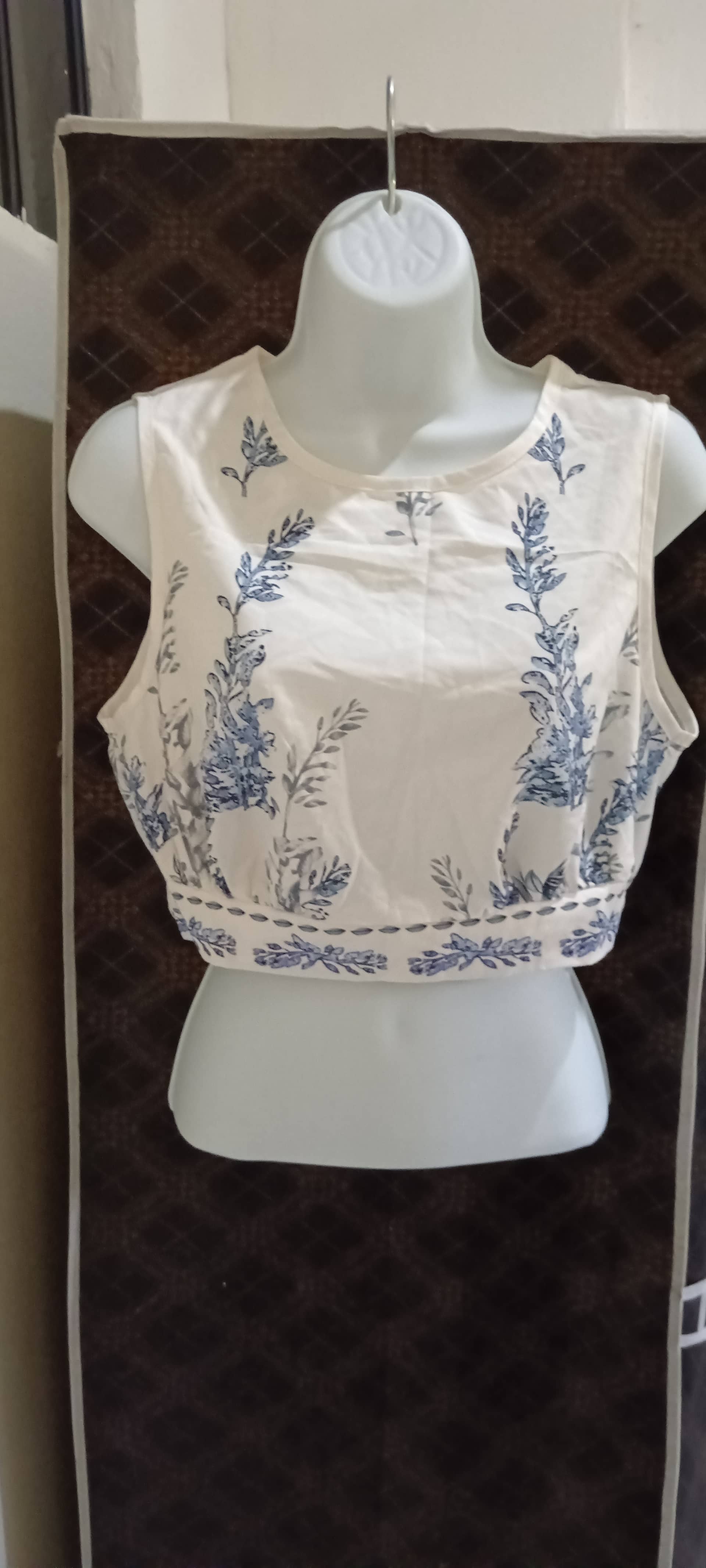 Blusa Bordada Floral