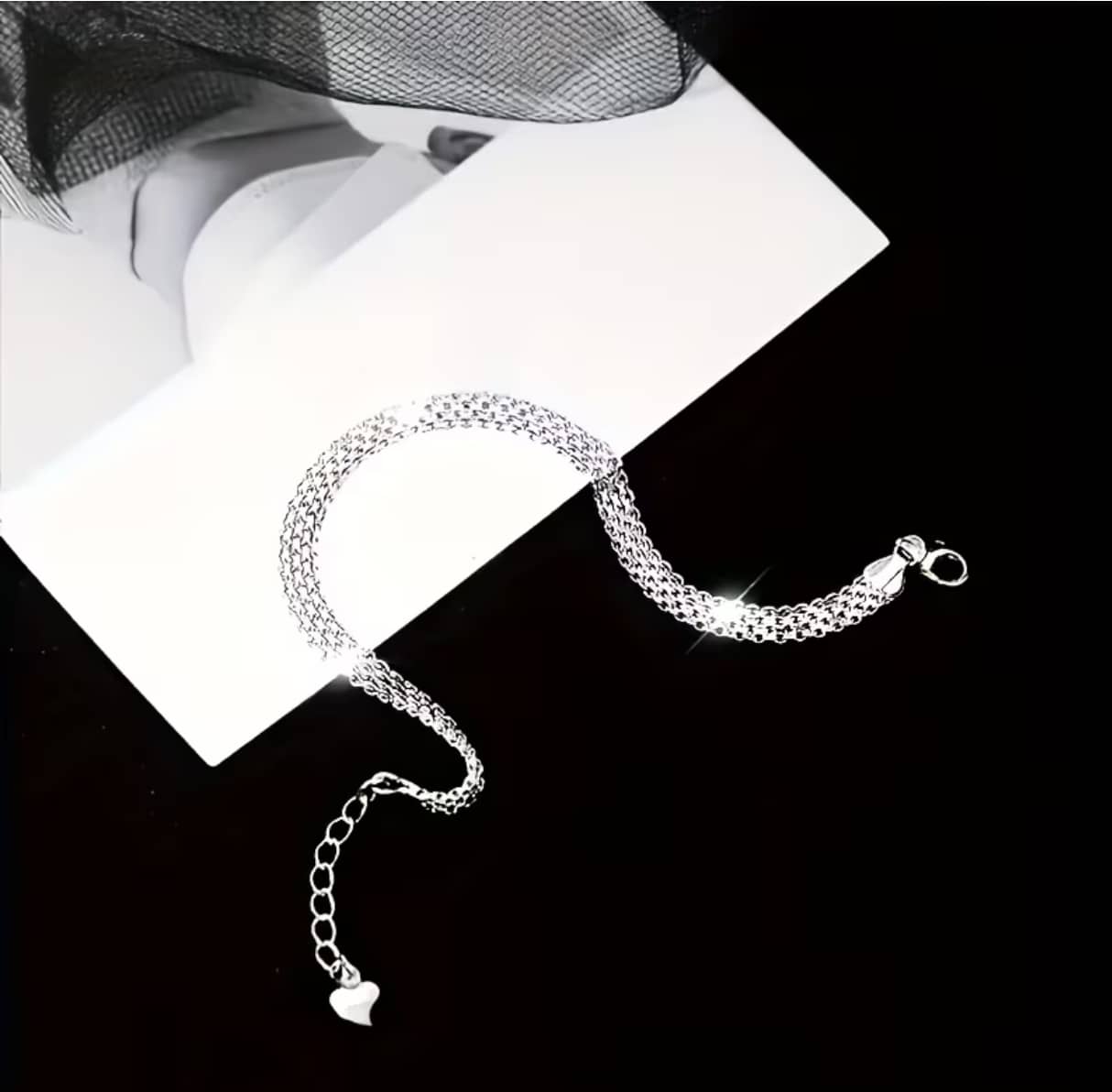 Pulsera de malla plateada