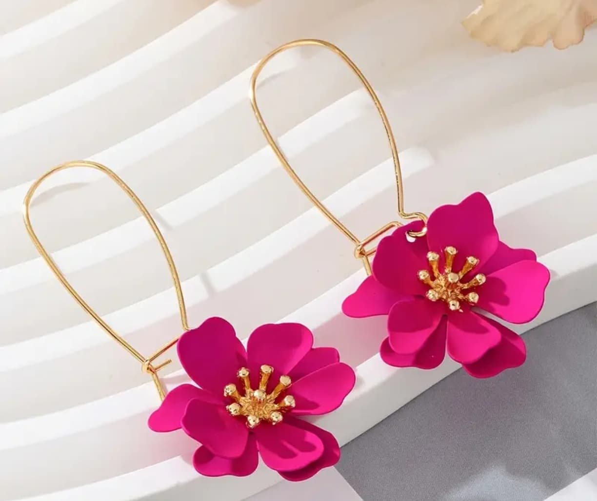 Aretes Flor Fucsia