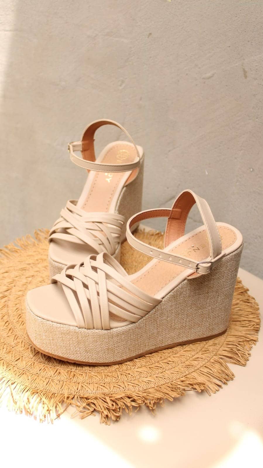 Sandalias de Plataforma Beige