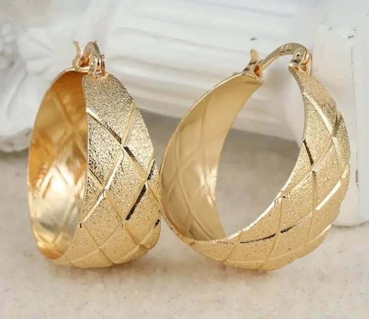 Aretes Argolla Dorados Texturizados