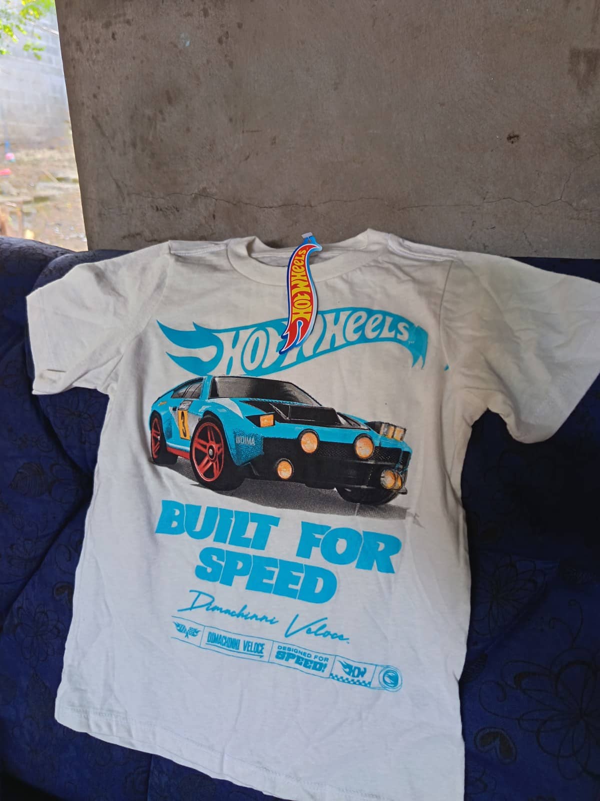 Camiseta Hot Wheels Built for Speed
