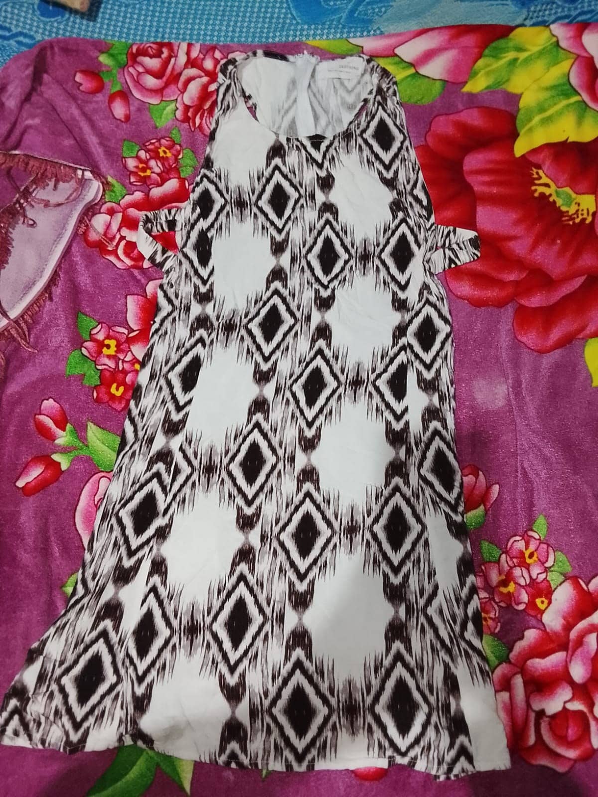 Vestido estampado geométrico