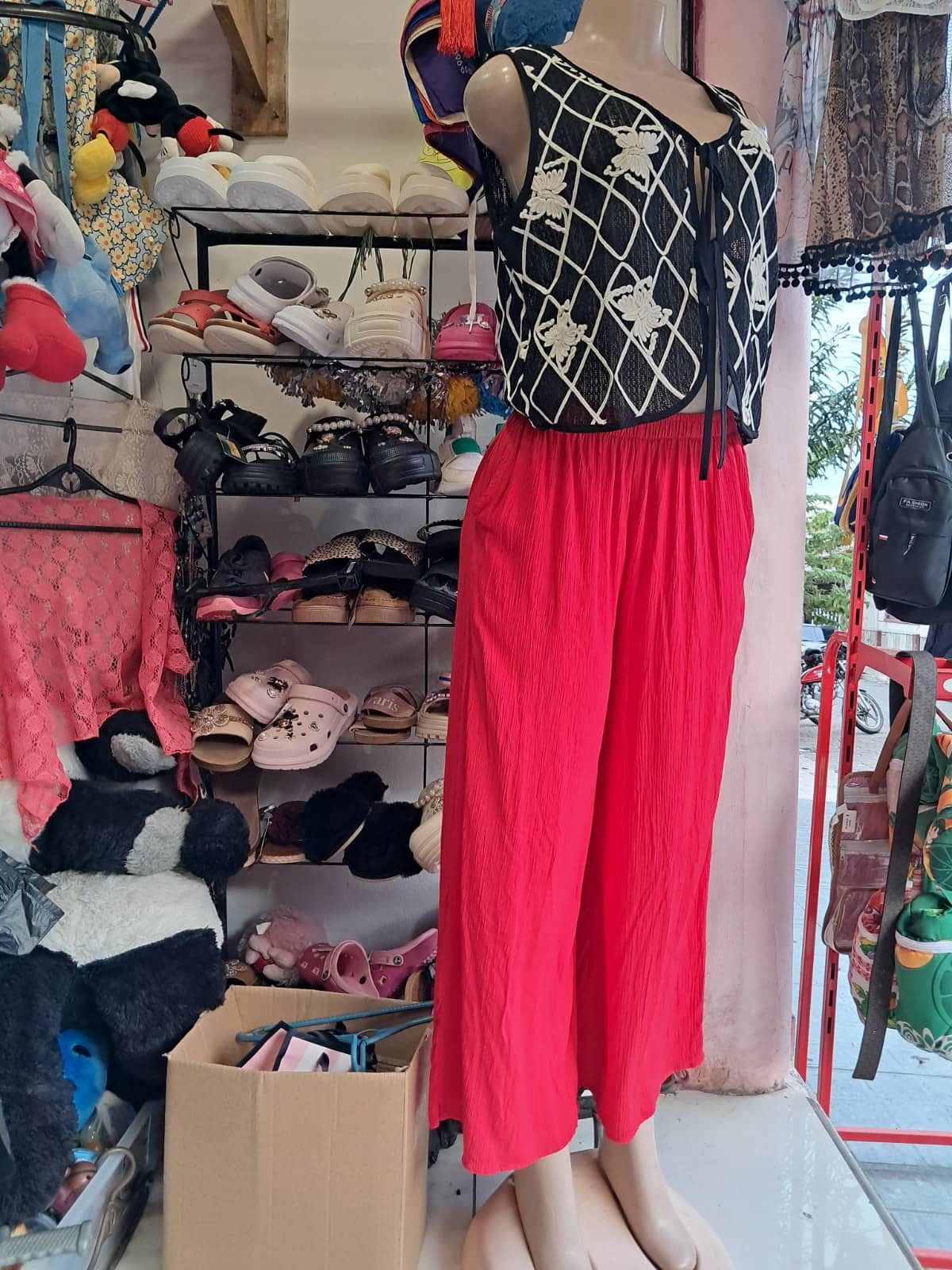 Conjunto blusa y pantalón