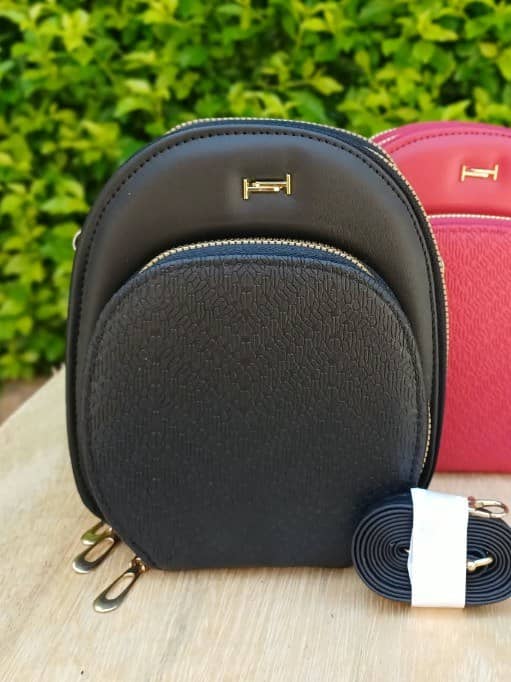 Mochila mini negra