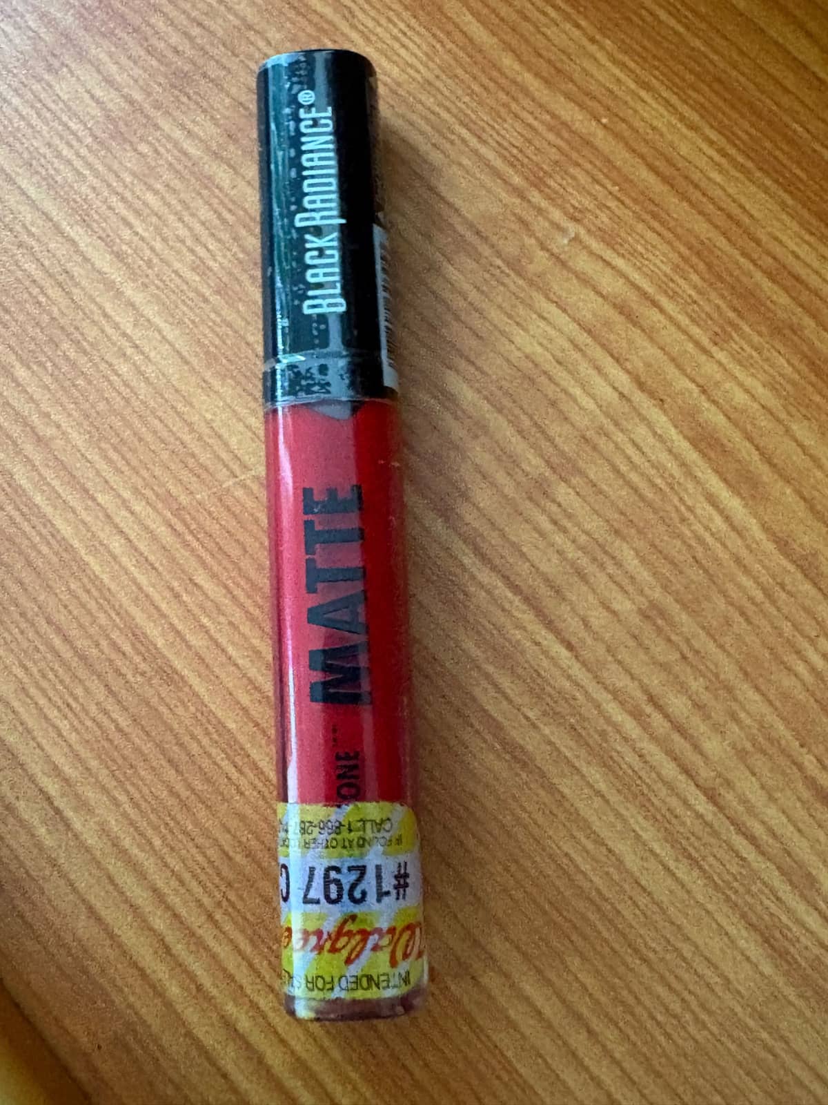 Labial Matte Black Radiance