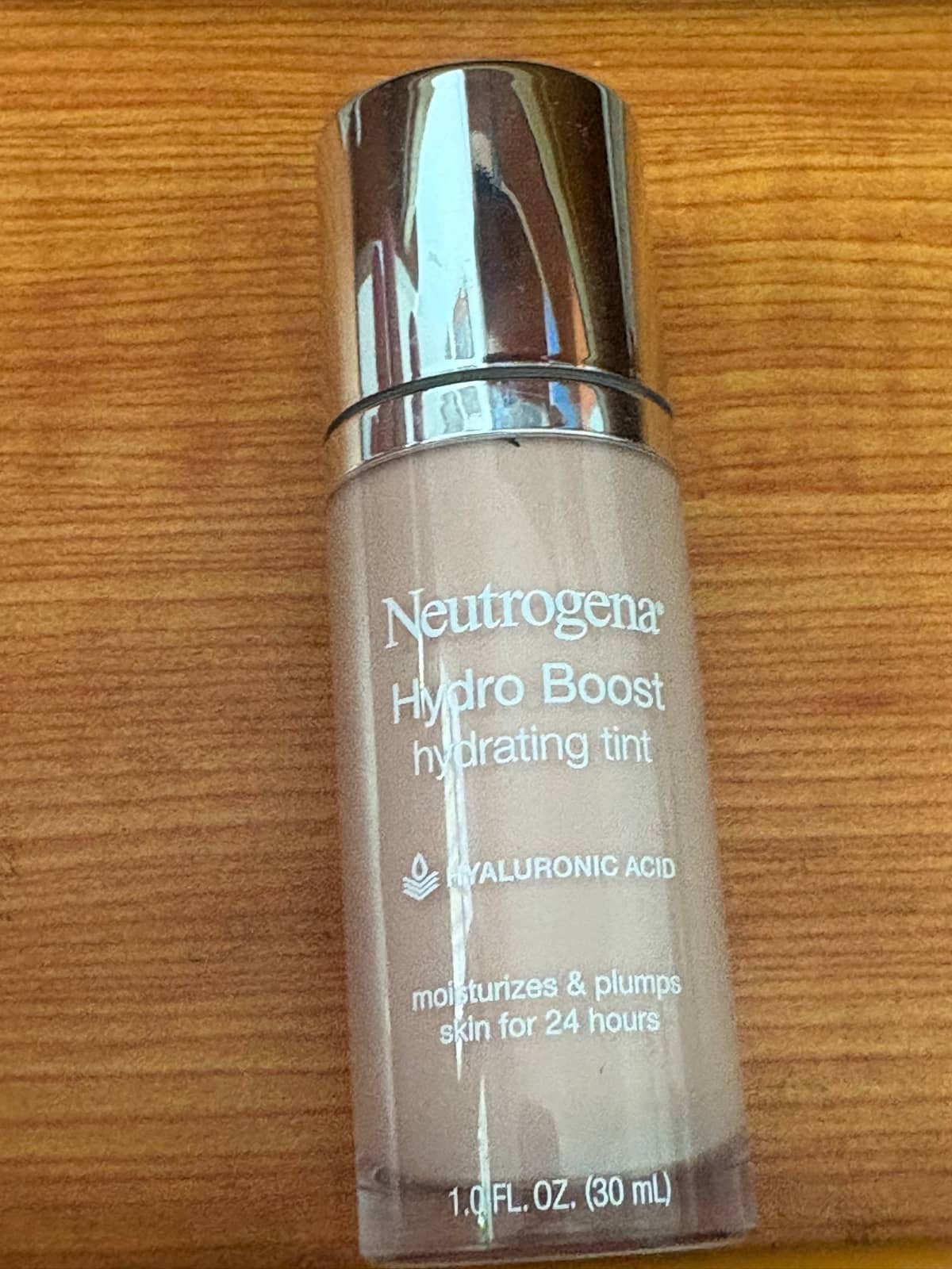 Neutrogena Hydro Boost Hydrating Tint