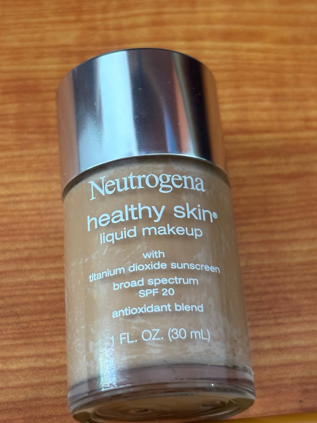 Neutrogena Healthy Skin Liquid Makeup