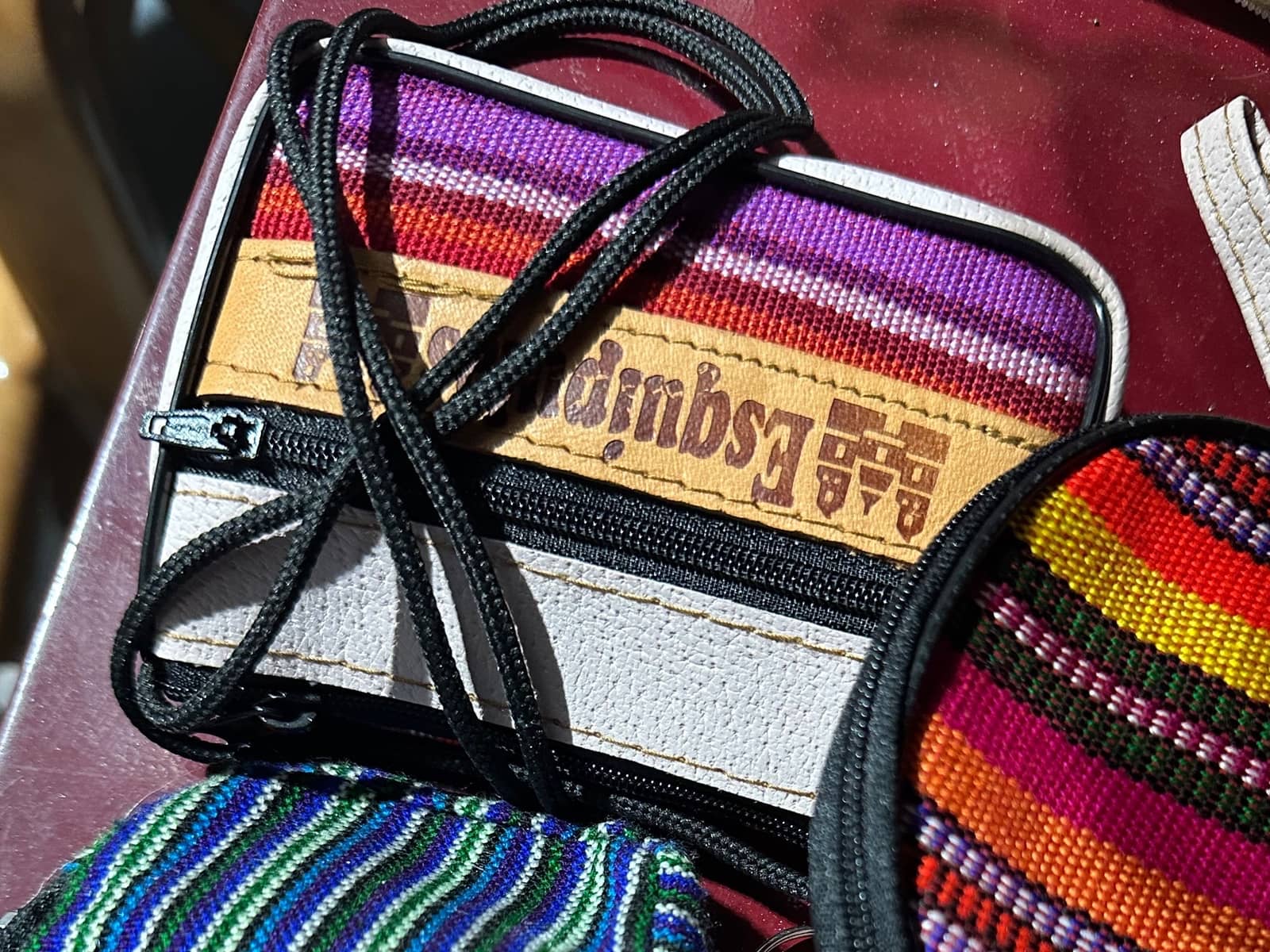 Monedero Artesanal Multicolor
