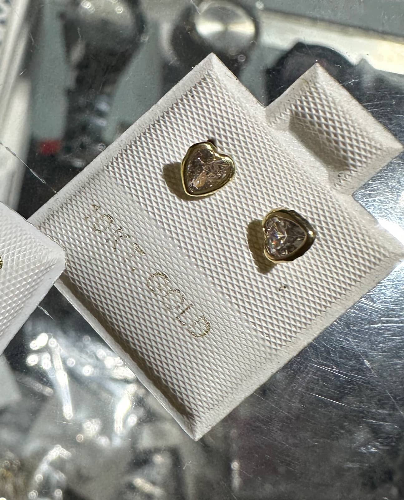 Aretes de Corazón Dorados oro 10k
