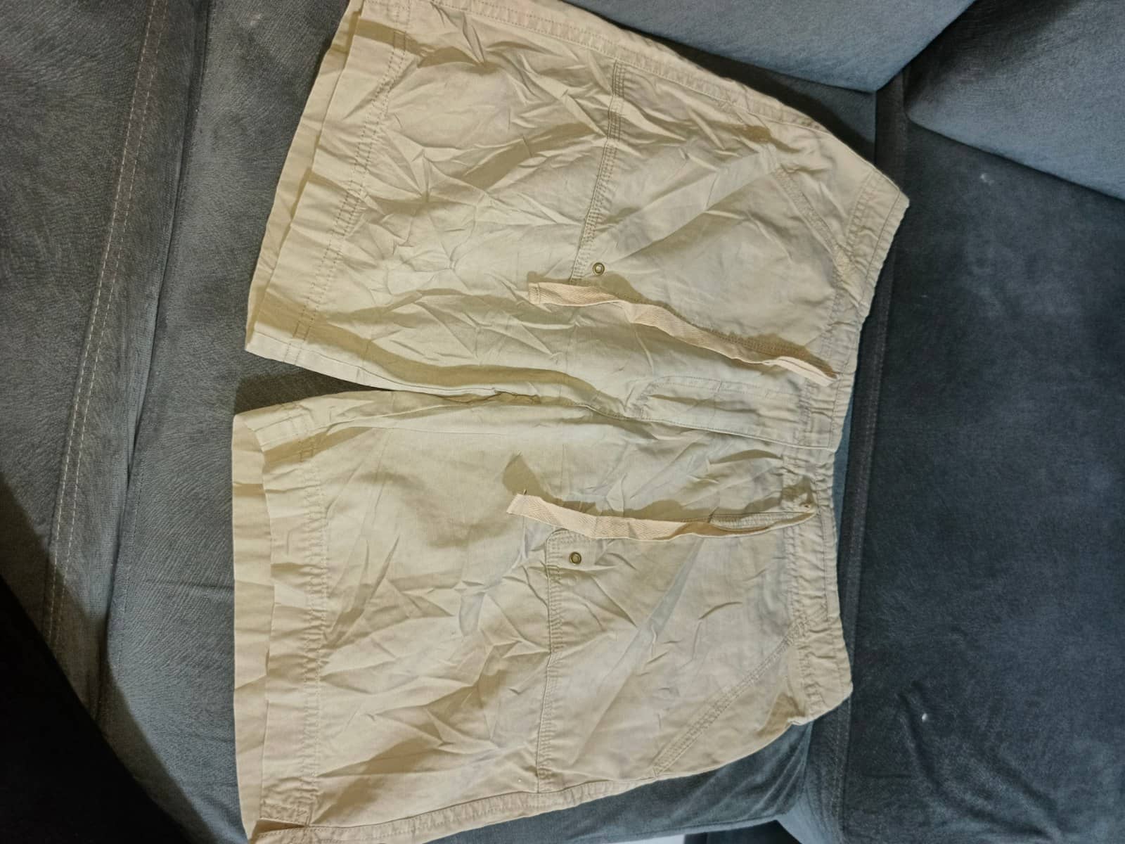 Short beige