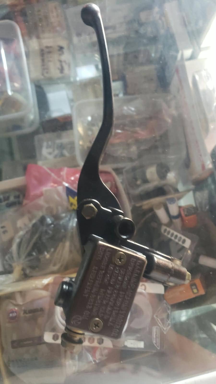 Bomba de freno con manigueta